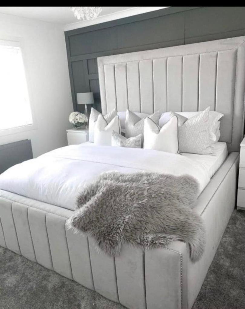 Sonabe Velvet Upholstered Bed Frame